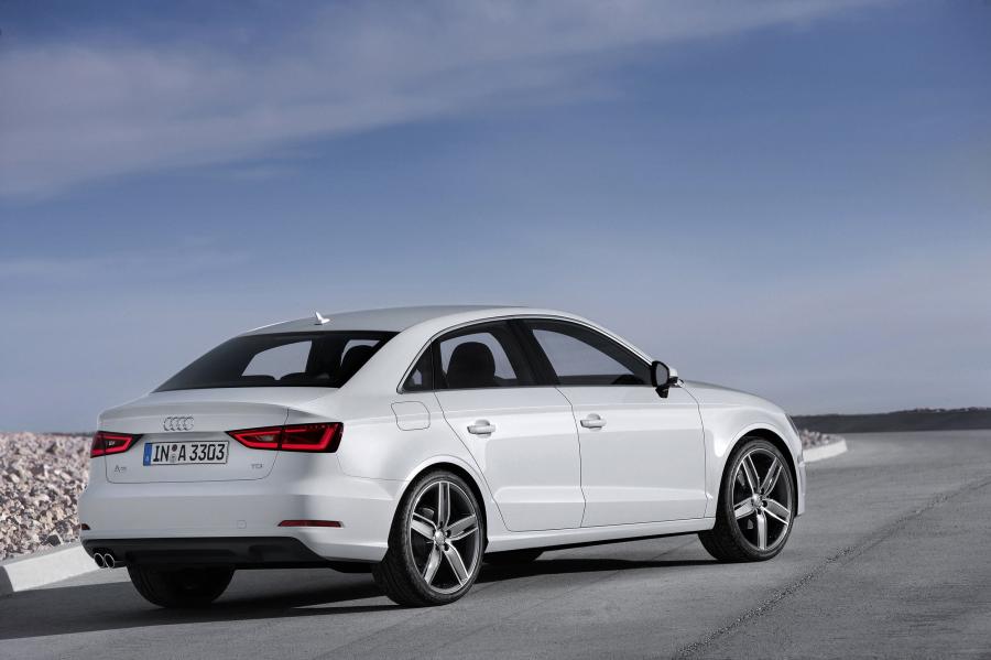  Audi A3 Sedan 2.0 TDI (8V) 2013 года  (WW) (фото 17 из 42)